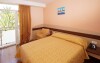 A szobák kényelmesen felszereltek, Hotel Posejdon ***