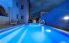 Medence, Standard Poolhouse Gusic Apartments