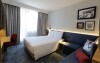 Elegantně zařízené pokoje, Hampton by Hilton Olsztyn ***