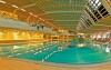V tomto olympijském bazénu si můžete zaplavat se slevou
