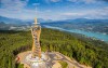 Rozhľadňa Pyramidenkogel, jazero Wörthersee, Rakúske Alpy