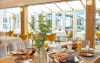 Raňajky v reštaurácii, Hartl's Parkhotel Bad Griesbach **** superior, Bad Griesbach, Nemecko