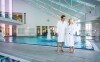 Krytý bazén, Kurhotel Pyramide Sibyllenbad ****, Bad Neualbenreuth, Německo