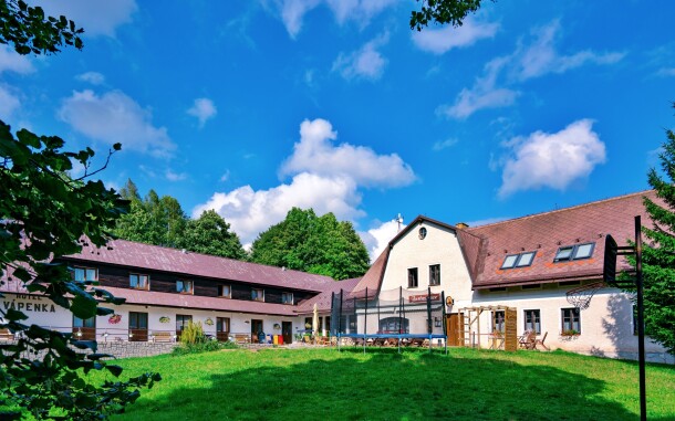 Budova, Penzion Vápenka, Horní Maršov, Krkonoše