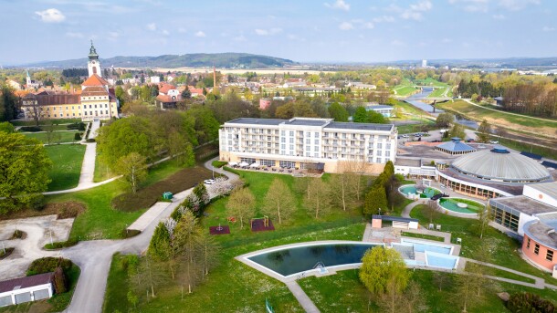 Letecký pohľad na hotel, Gotthard Therme Hotel & Conference ****, Szentgotthárd, Szentgotthárd, Maďarsko