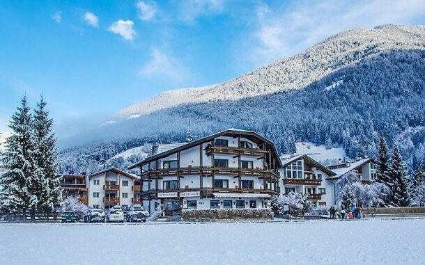 Vydajte sa do Alp a prežite svoju vysnívanú zimnú dovolenku