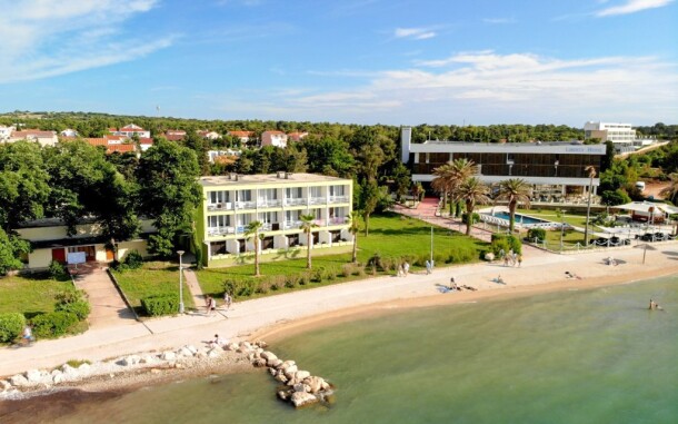 Liberty Hotel *** přímo u pláže, Pag, Chorvatsko