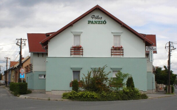 Penzion Pólus Panzió stojí blízko centra Šoproně