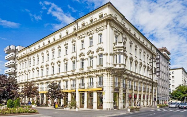 A szépséges Rába Hotel Győr központjában