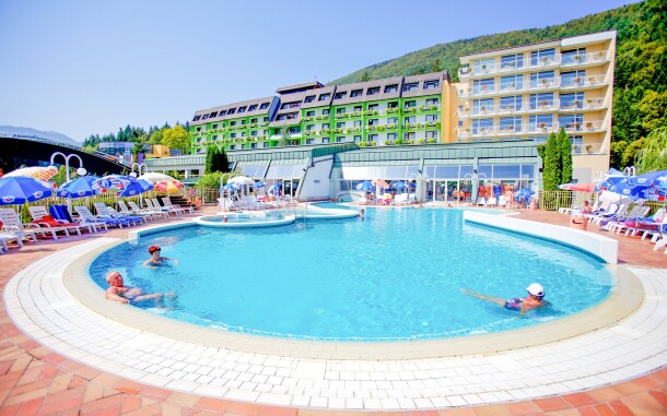 Úszómedencék, Terme Topolšica - Hotel Vesna