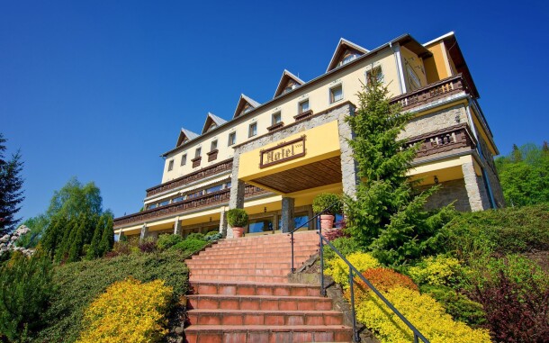 Hotel Husárik **** v Kysuckých Beskydech, Čadca, Slovensko