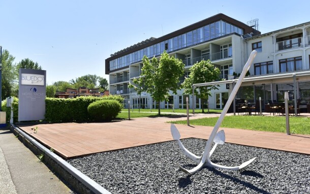 Hotel Yacht Wellness & Business ****, Siófok, Maďarsko