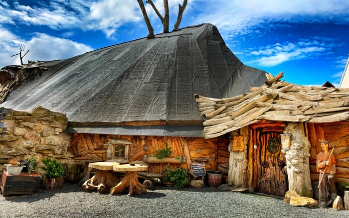 Peklo Čertovina - Hotel Kocourkov