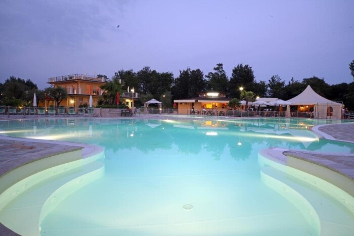 Camping Baia Verde ****