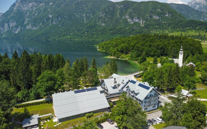 Hotel Jezero ****