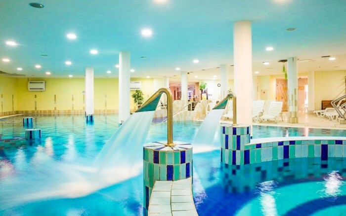 CE Plaza Hotel ****