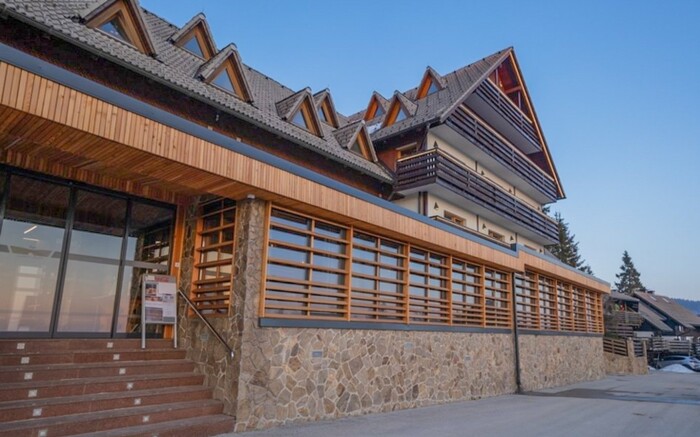 Lukov Dom Mountain Hut
