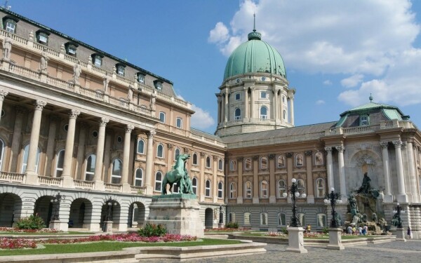 Královský palác