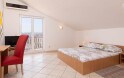 Apartman 5 fő részére, Apartmanok Kathy, Karlobag, Horvátország
