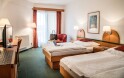 Háromágyas szoba, Hotel Troja ****, Prága