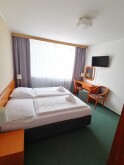 Izba Standard s druhou spálňou smer parkovisko 5+0, Horský Hotel Jelenovská ***