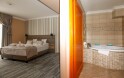Pezsgő Relax Deluxe szoba, Wellness Hotel Laroba ****, Alsóörs, Balatonszárszó