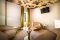 Rodinný apartmán smerom k moru a 2 balkónmi, Hotel Vinotel Gospoja ****, Vrbnik, Chorvátsko
