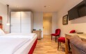 Dvojlôžková izba s balkónom, Boutique Hotel Bruggwirt ****, Tirolsko