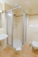 Családi szoba 3, JUFA Hotel Neutal ***, Ausztria