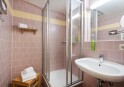 Dvojlôžková štvorlôžková izba, JUFA Hotel Bruck an der Mur ***, Rakúsko