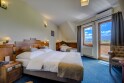 Třílůžkový pokoj s výhledem na hory,  Hotel Redyk Ski&Relax ***, Polské Tatry