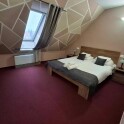 Kétágyas szoba a tetőtérben, Hotel Unicornis, Eger