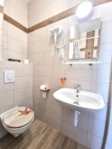 Emeleti kétágyas szoba terasszal, Duna Beach Apartman, Kimle, Magyarország