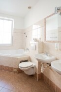 Dvoupokojový apartmán s vanou, Penzion U Leopolda, Brno, jižní Morava