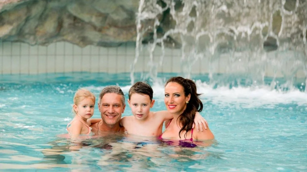 Élményfürdőzés és termálfürdőzés télen