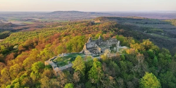 Tátika-vár túra a Keszthelyi-hegységben
