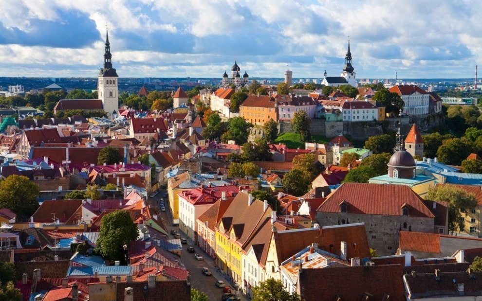 Tallinn je obľúbená zastávka poznávacích zájazdov v Pobaltí