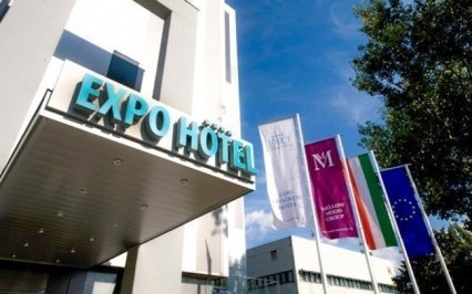 Cestovní deník: Expo Congress Hotel ****