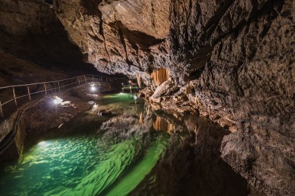 Objevte to NEJ ze Slovenska: 8 nejkrásnějších jeskyní, které jsou světovými unikáty