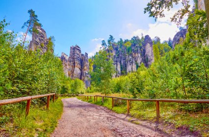 Objavte to NAJ z Česka: 10 NAJkrajších skalných miest