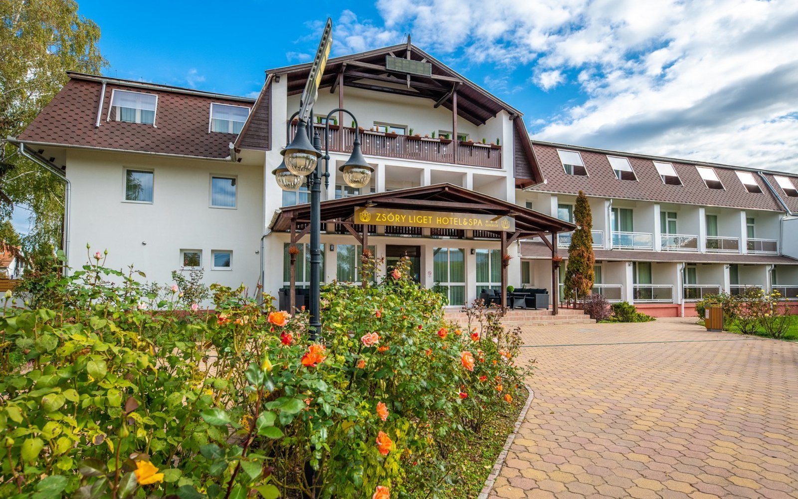 Maďarsko: Dovolená u lázní v Zsóry Liget Hotelu&Spa ***superior s polopenzí a wellness + sleva na termály