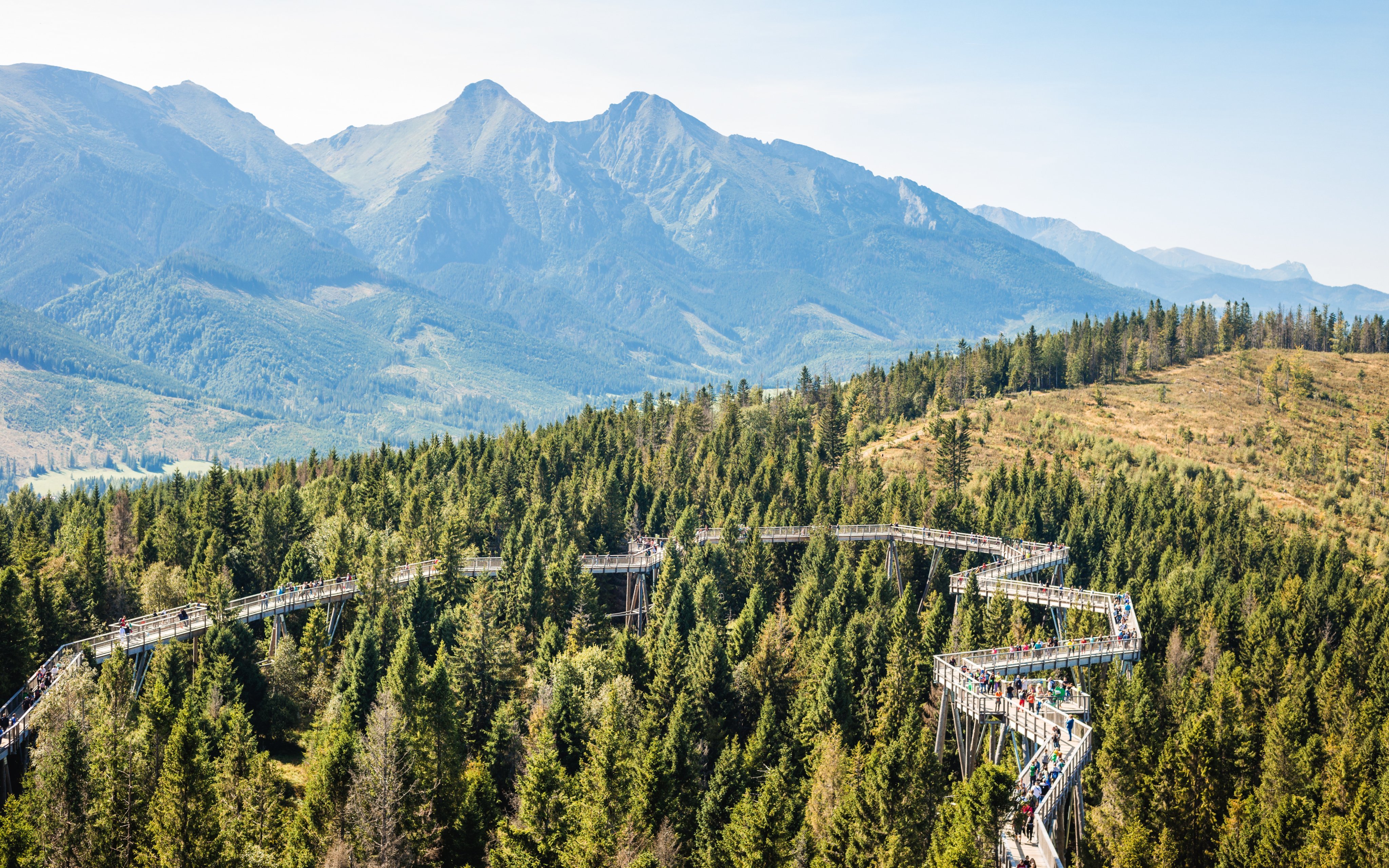 Belianské Tatry u Chodníku korunami stromů v Penzionu Šilon se snídaní + slevy do wellness a aquaparků