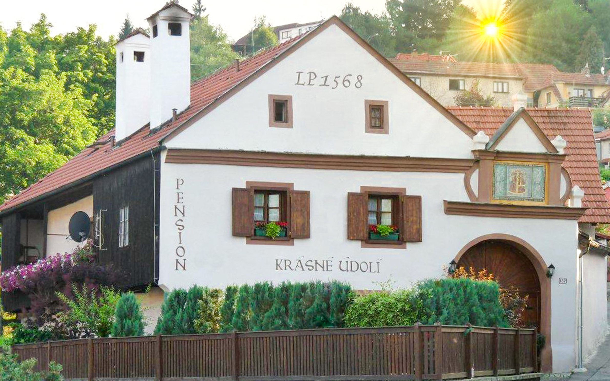 Český Krumlov: Pobyt v dobovém Penzionu Krásné Údolí se snídaněmi + zahrada a set na přípravu kávy a čaje