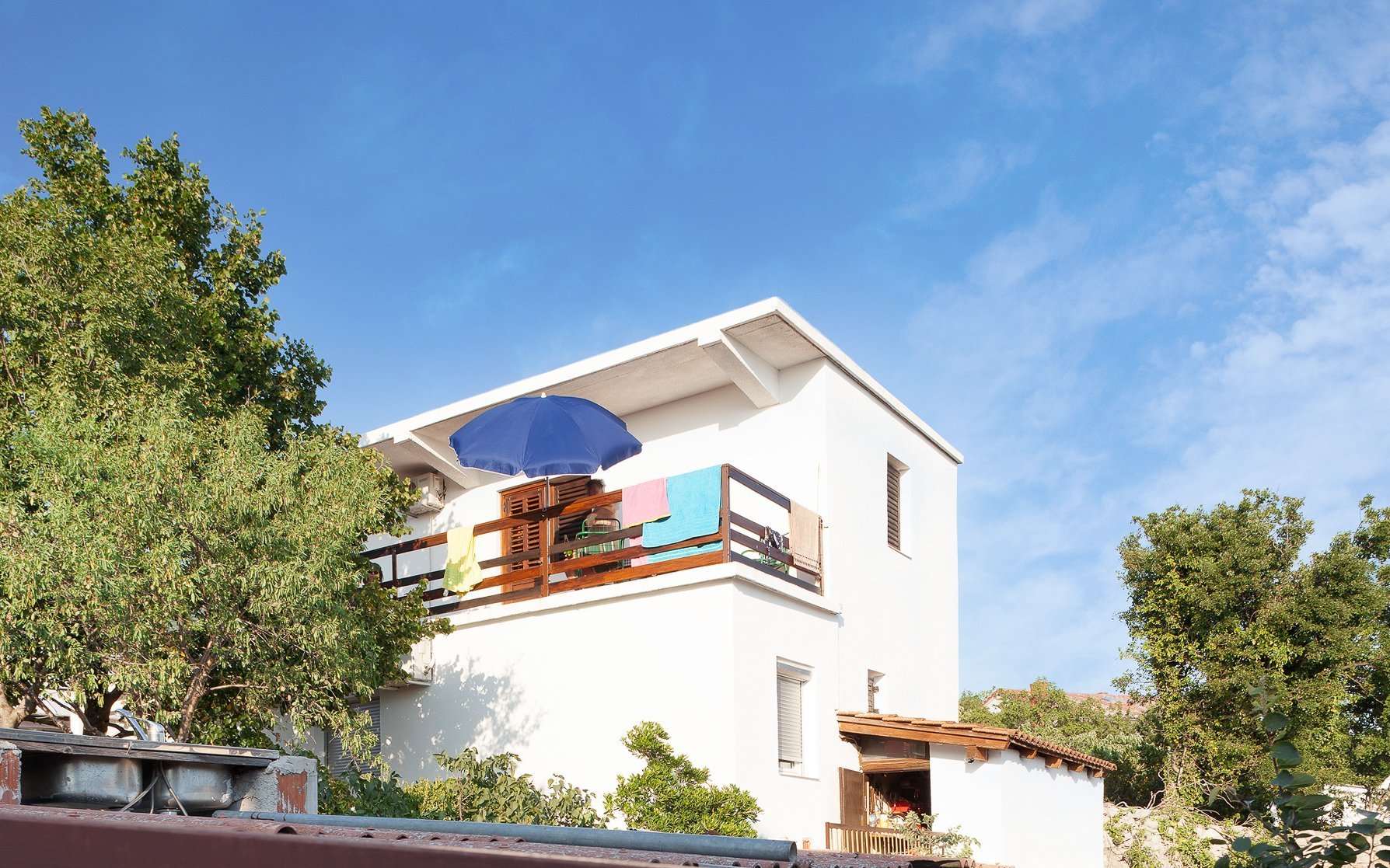 Chorvatsko: Karlobag jen 400 m od pláže v Apartmánech Bačić až pro 3 osoby + klimatizace, kuchyňka a terasa