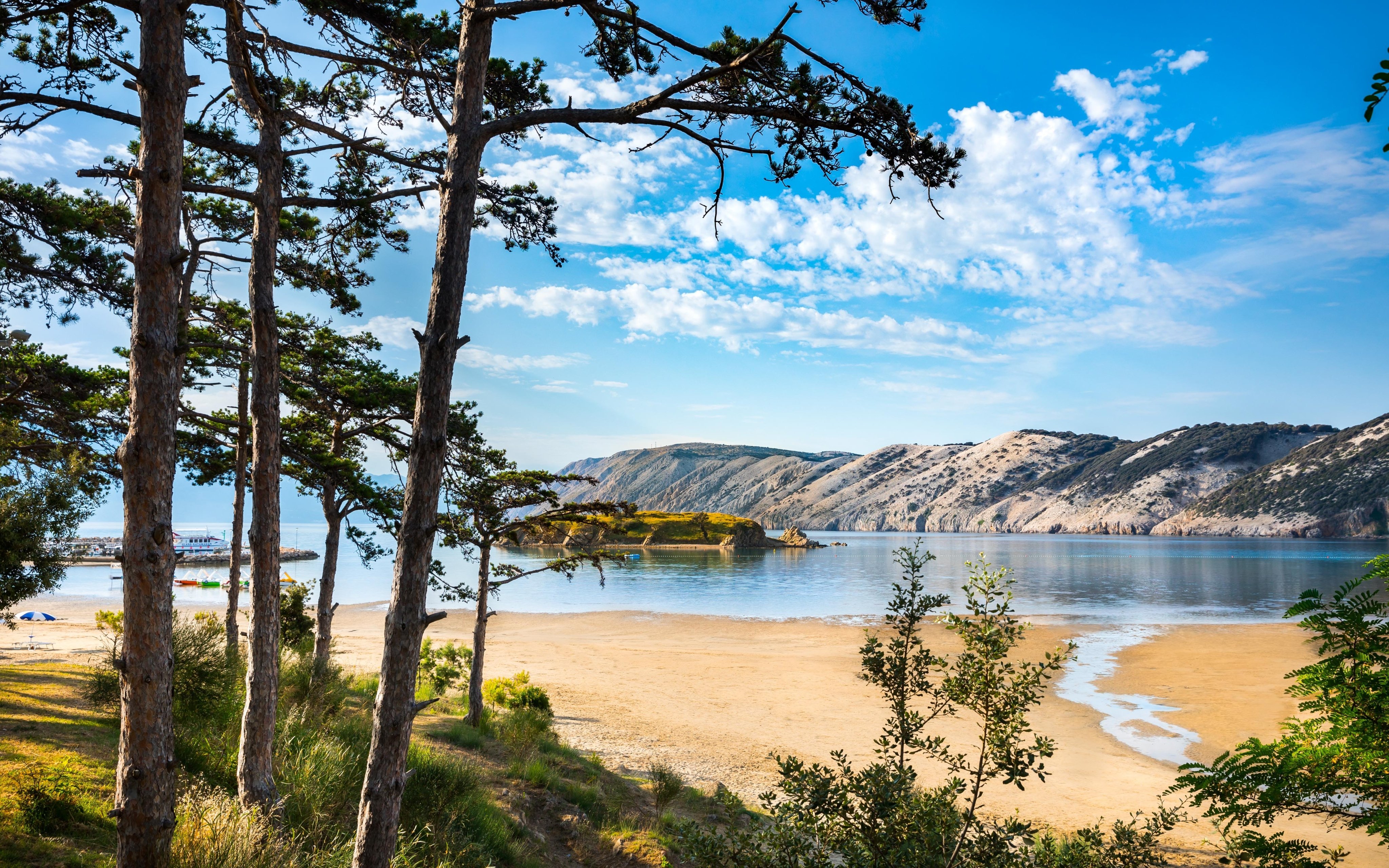 Chorvatsko v San Marino Resort - Sahara & Rab Hotel by Valamar *** s polopenzí a programem + děti zdarma