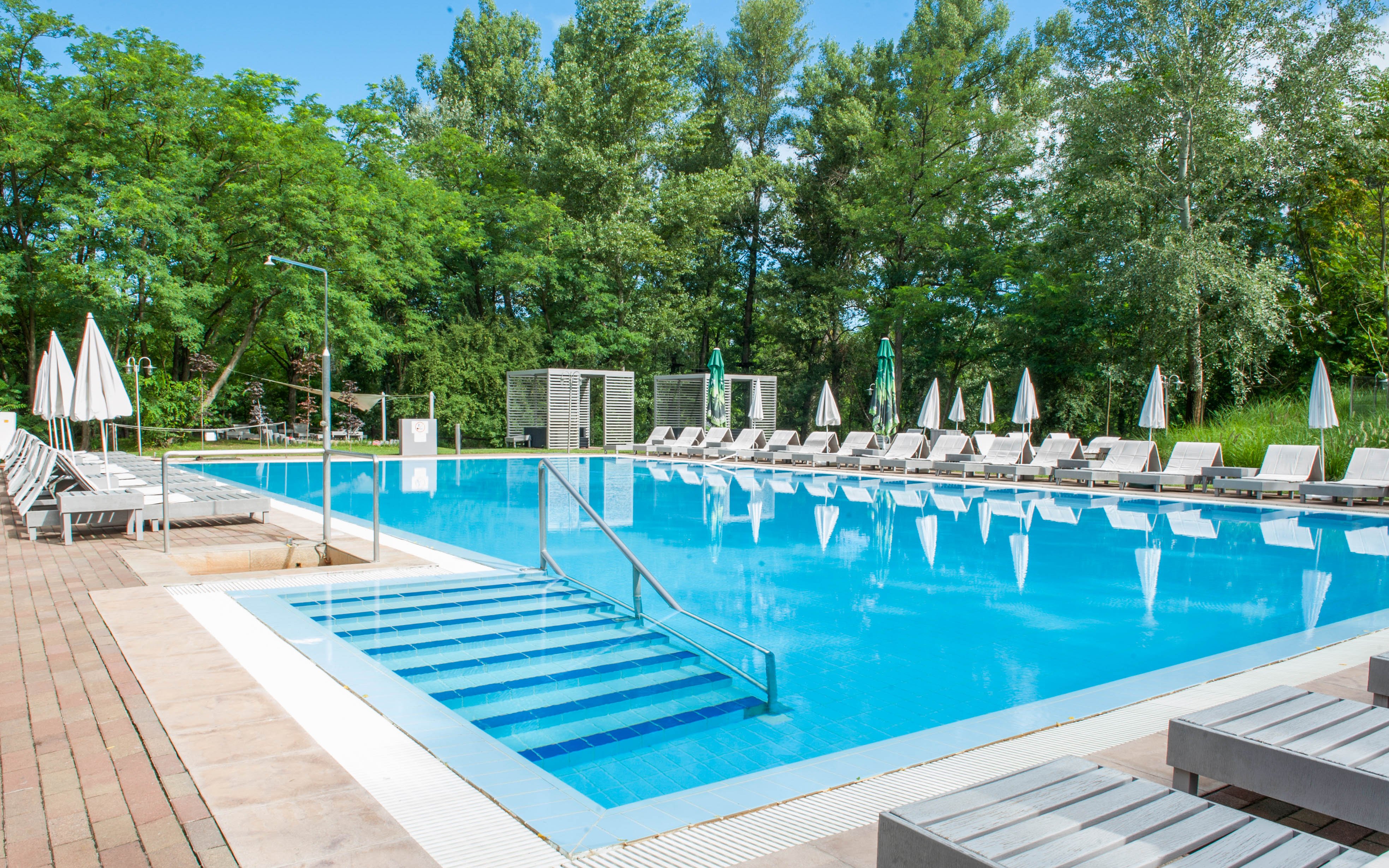 Maďarsko u národního parku Kiskunság ve Varga Tanya Hotelu ***superior s polopenzí, luxusním wellness + výhody