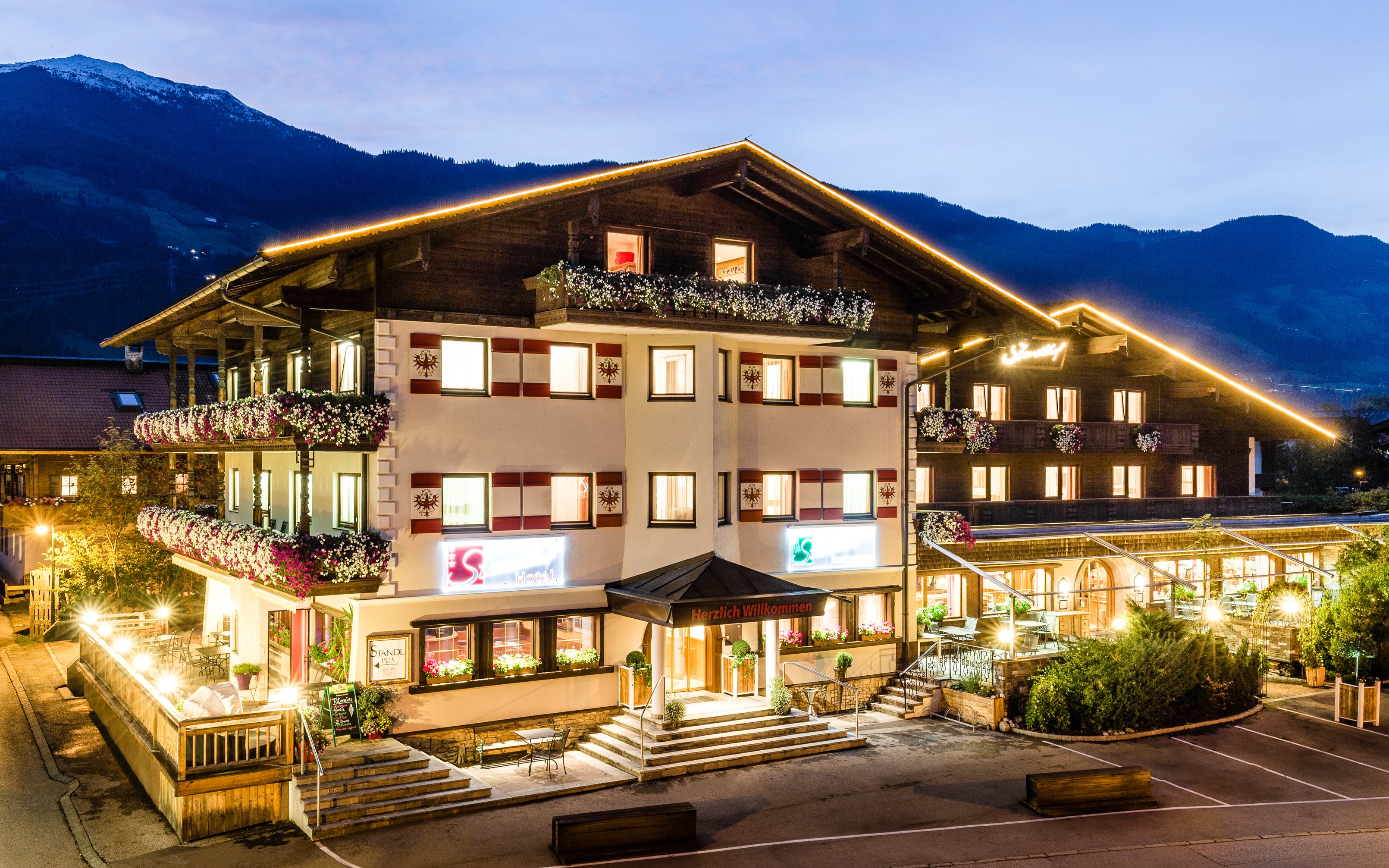 Rakouské Tyrolsko v Hotelu Standlhof *** s neomezeným wellness, welcome drinkem a polopenzí