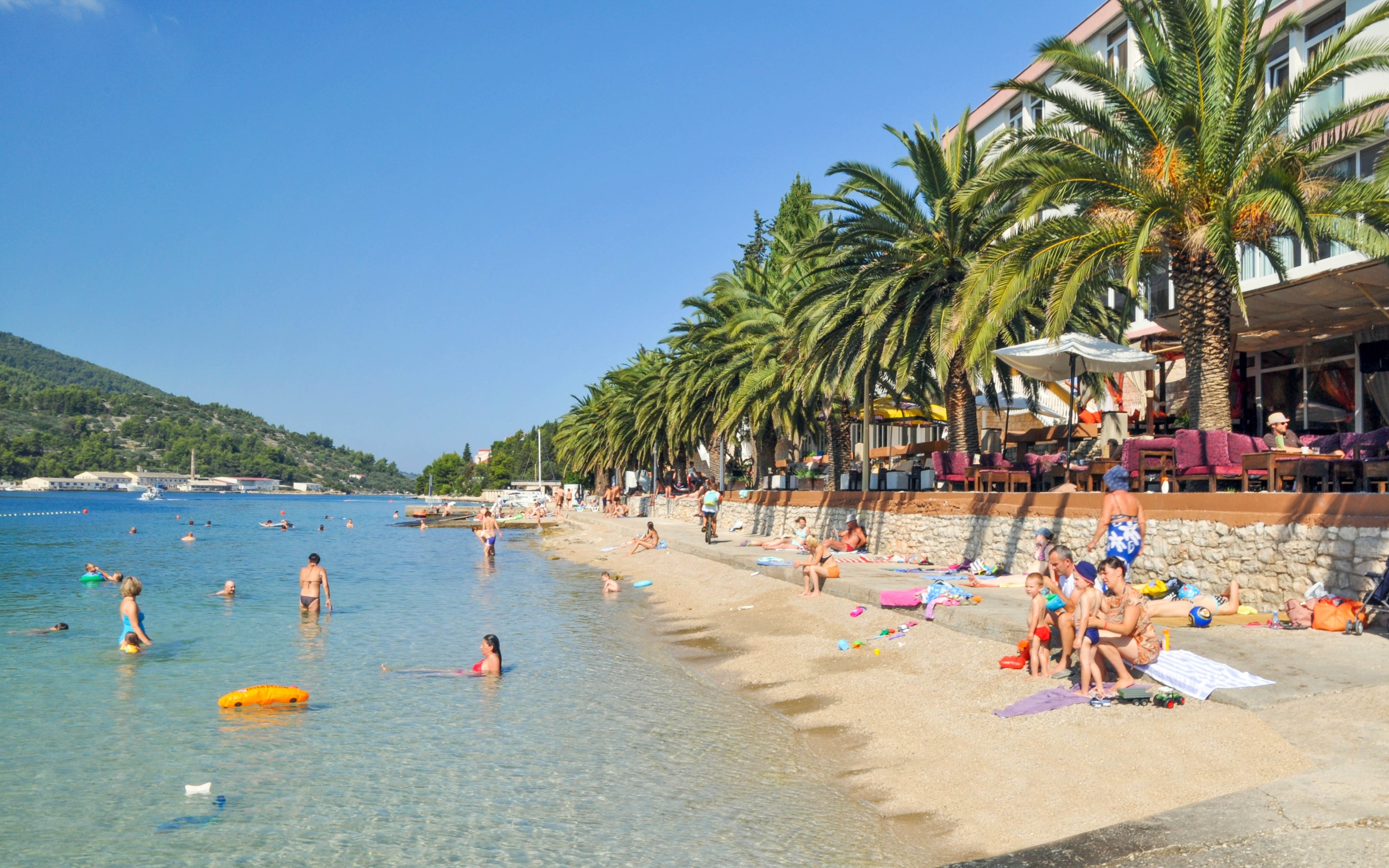 Chorvatsko: Ostrov Korčula přímo na pláži v Hotelu Posejdon *** s polopenzí a živou hudbou + dítě zdarma