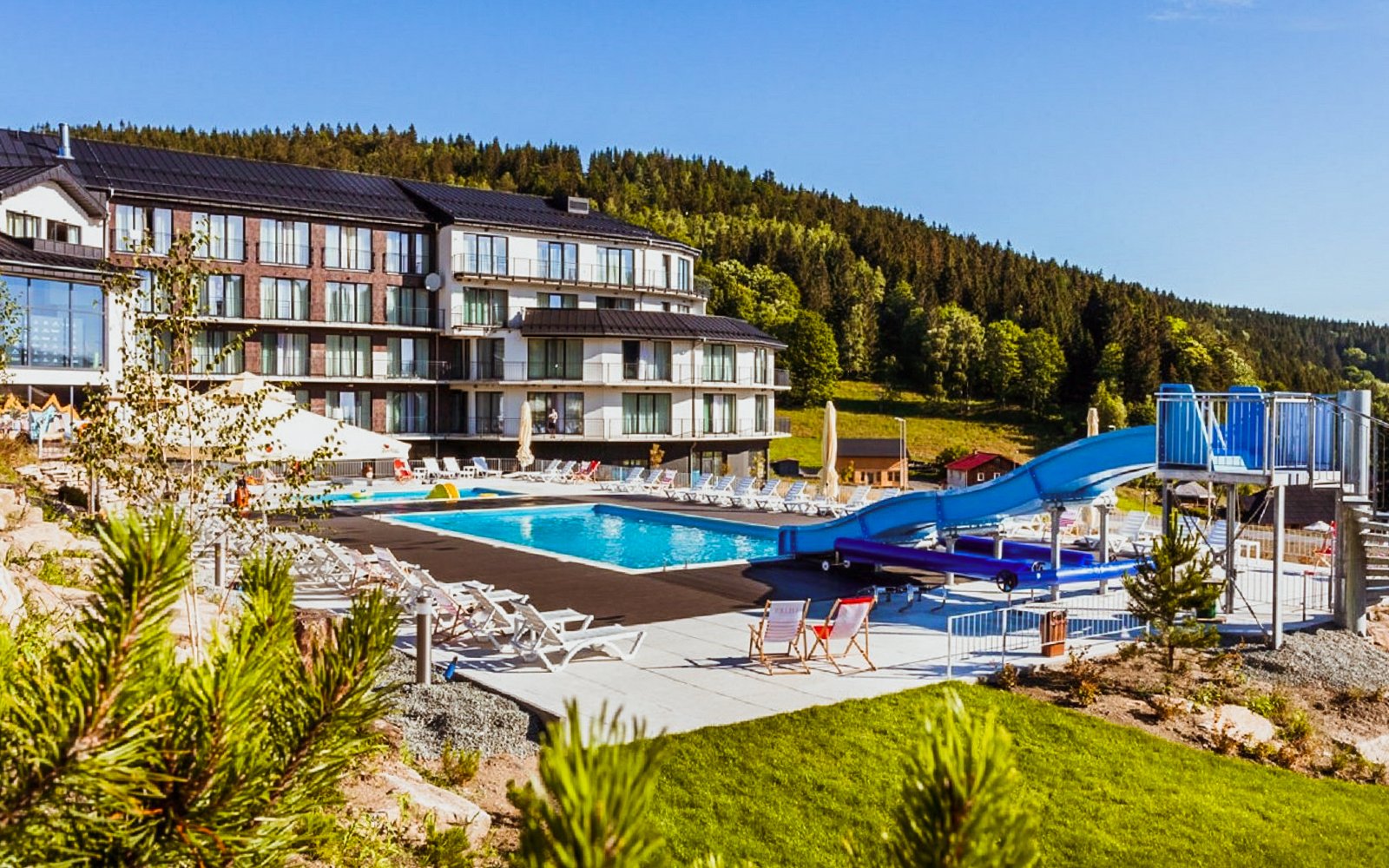 Polsko u hranic: Králický Sněžník v Aparthotelu Czarna Perła se snídaní a wellness (bazény, vířivka, sauna)