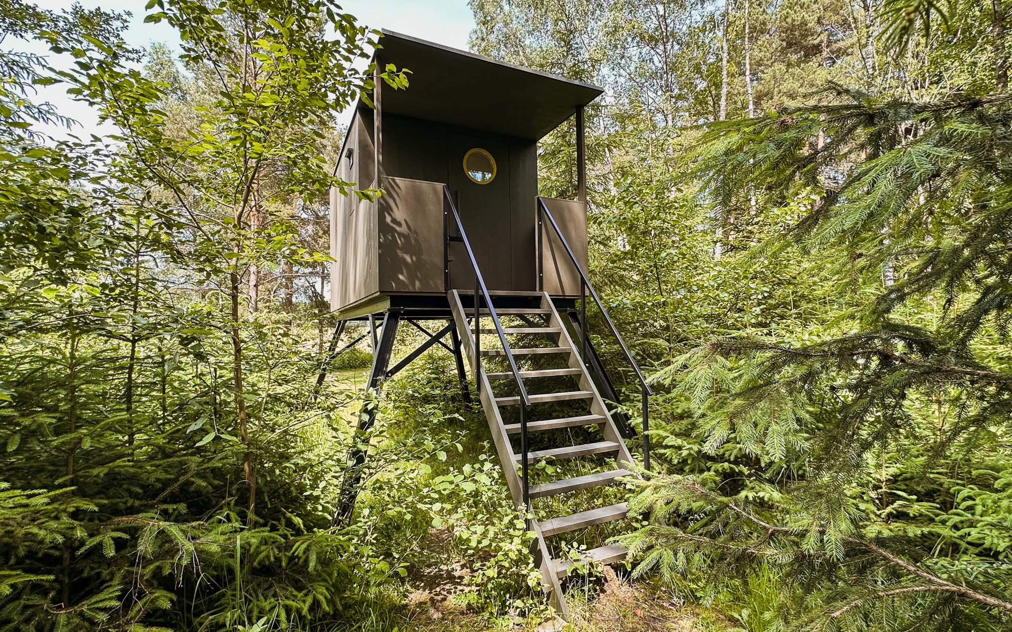 Jedinečný pobyt v přírodě České Kanady: Blanko posedy se snídaní formou bufetu + welcome drink, ohniště a gril